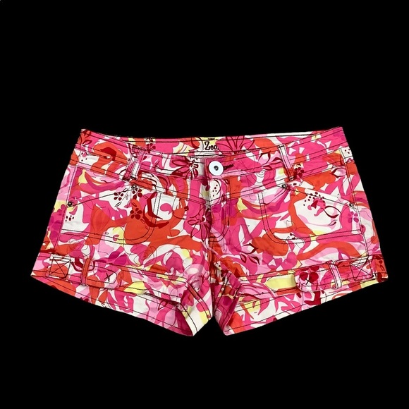 Junior's ZCO Jeans 7 Medium Shorts Shortie Chino Khakis Red Pink Floral Stretch - Picture 3 of 7